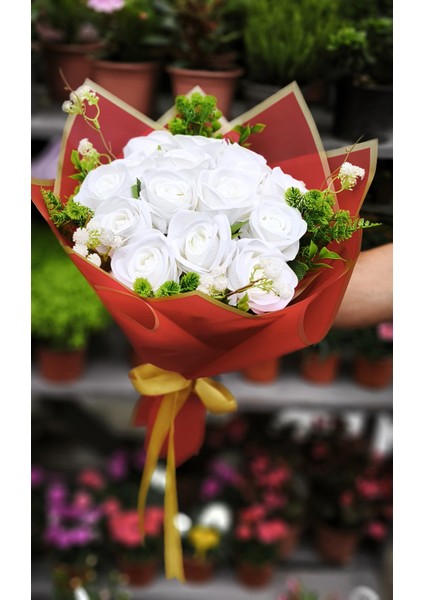 15'li Kadife Beyaz Gül Buketi Sevdiklerinize Özel Söz Nişan Isteme Özel Gün Buketi fiyatları