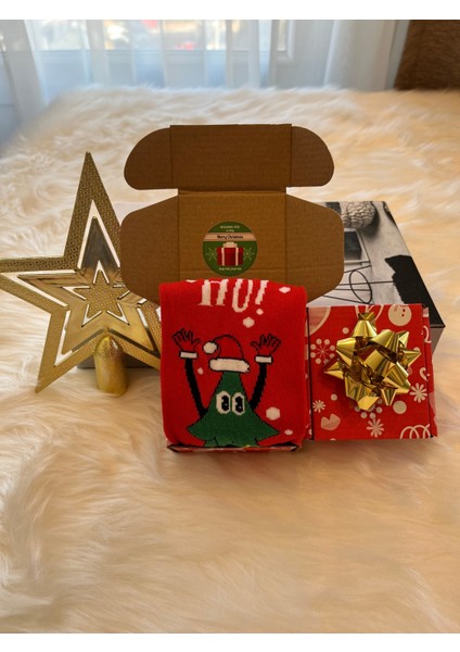 Yılbaşı Temalı Kutulu Renkli Yumuşak Çorap, Sevgiyle Hediye Edilebilir