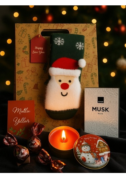 Medy Store Yeni Yıla Özel Erkekler Için Hediye Paketi -Avon Musk Rain Parfüm, Parfümlü Noel Baba Çorabı, Kokulu Mum, Çikolata ve Mutlu Yıllar Kartı
