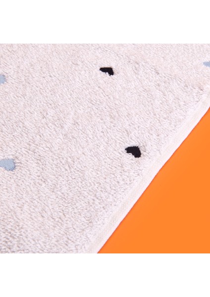 Soft Kalp Nakışlı El Havlusu - Ekru / Siyah - 30X50 cm modelleri