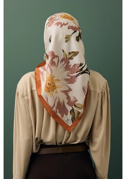 Twill Ipek Eşarp Begonia modelleri