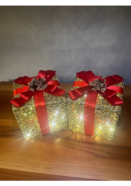 Yılbaşı Ağacı Altı LED Işıklı Hediye Kutusu Seti 2’li Kırmızı Kurdele
