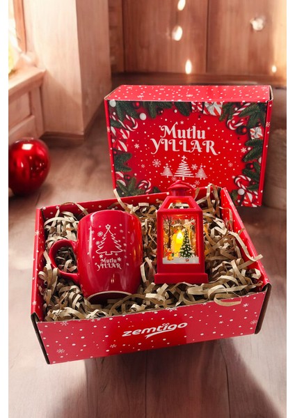 Yılbaşı Temalı Büyük Boy Kupa ve Fener Hediye Seti, Neşe Dolu Kutlama Süsleri fiyatları