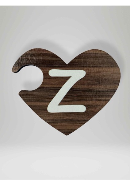 Z Harfi (Sağ Parça) – Ahşap Puzzle Kalp Harf Magnet – Buzdolabı Süsü – Ikili Uyumlu (KOD:1049)