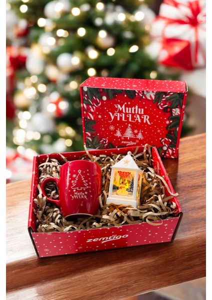 Yılbaşı Temalı Kahve Kupa ve Fener Hediye Seti, Kutulu, Eğlenceli ve Sıcak Hediye fiyatları