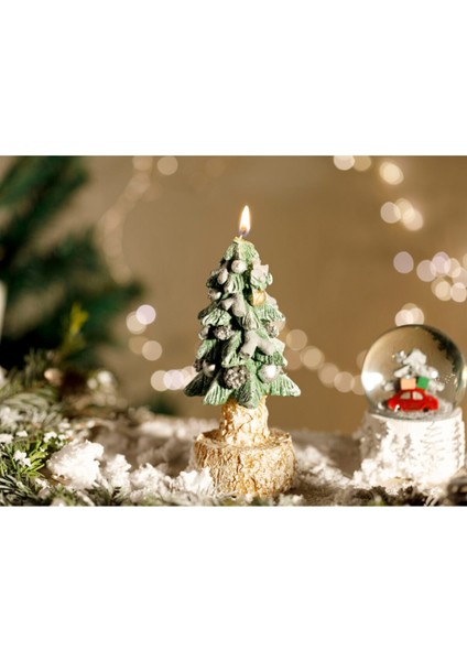 Yeşil Noel Ağacı Mum 6X6X15,5 Cm, Şık ve Doğal Dekorasyon Için Ideal
