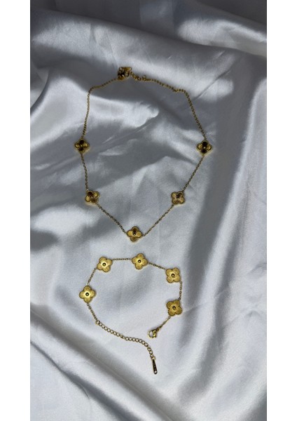 Çiçek Desenli Zarif Tasarım Yonca Kolye ve Bileklik Set modelleri