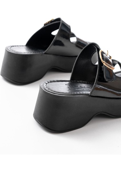 Siyah Rugan Günlük Tokalı Dolgu Topuk Kadın Terlik indirimleri