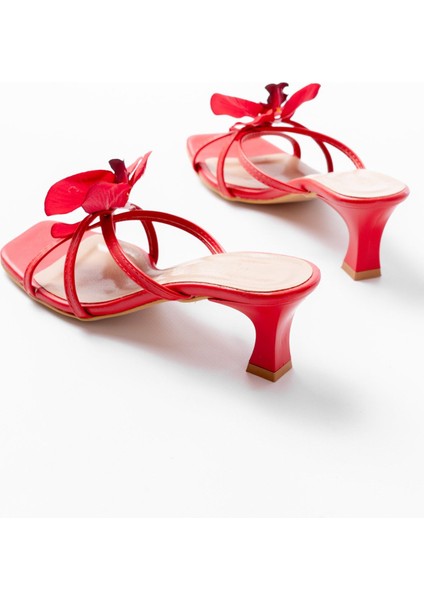 Kırmızı Orkide Detaylı Ince Topuklu Kadın Terlik indirimleri