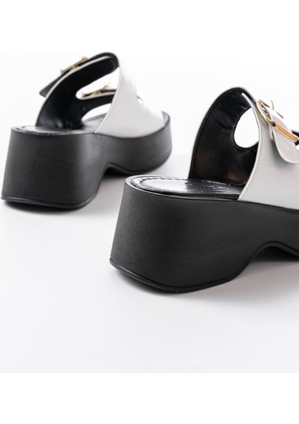 Beyaz Rugan Günlük Tokalı Dolgu Topuk Kadın Terlik indirimleri