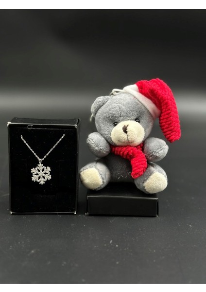 Yılbaşı Temalı Kar Tanesi Zirkon Kolye ve Şapkalı Anahtarlık Seti
