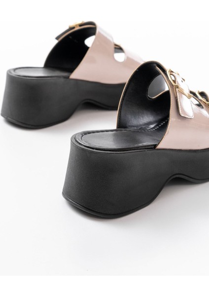 Bej Rugan Tokalı Dolgu Topuk Kadın Terlik fırsatları