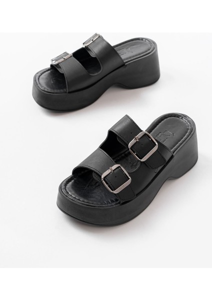 Siyah Günlük Tokalı Dolgu Topuk Kadın Terlik modelleri