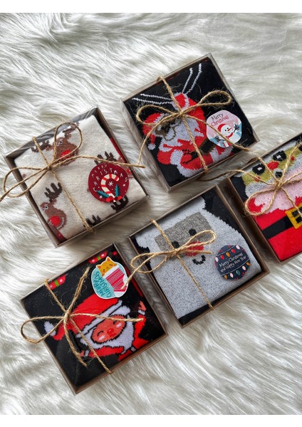 Renkli 5'li Yılbaşı Noel Çorap Seti, Neşeli ve Şık Tasarımlar modelleri