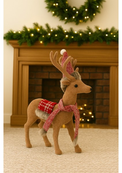 Kahverengi Geyik Figürlü Noel Baba Şapkası, Sıcak ve Neşeli Dekorasyon Parçası