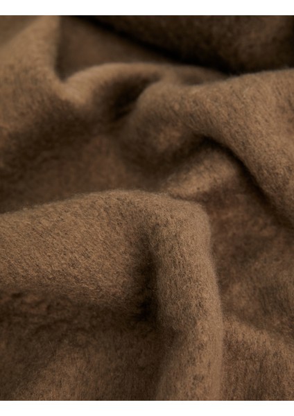 Yumuşak Dokulu Püsküllü Uzun Atkı modelleri