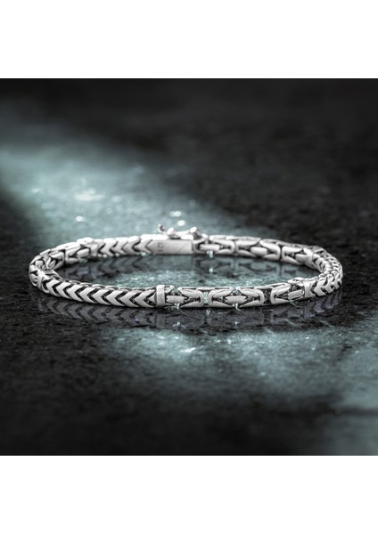 925 Ayar Gümüş El Işlemeli Gurmet Zincir Model Erkek Bileklik