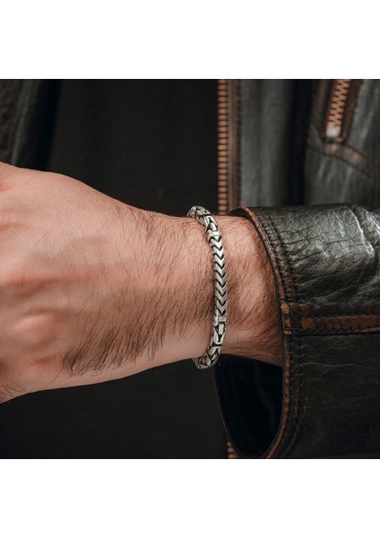 925 Ayar Gümüş El Işlemeli Gurmet Zincir Model Erkek Bileklik fırsatları