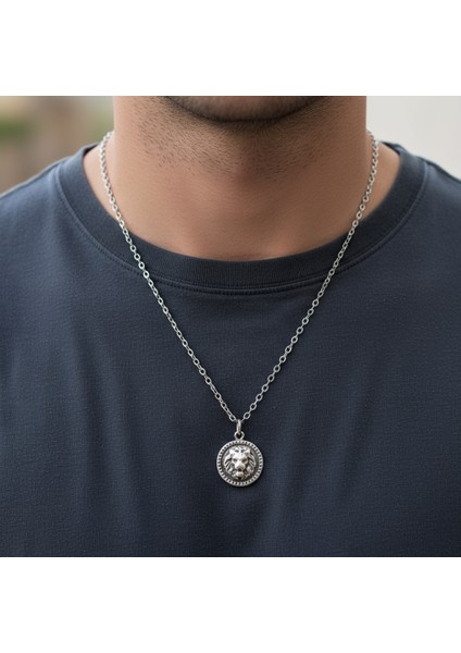 Minimal Aslan Madalyon Gümüş Kaplama Düz Zincir Kolye