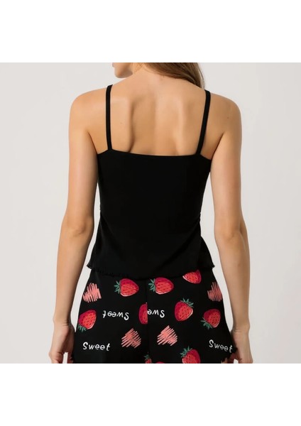 Çilek Baskılı Siyah Askılı Şortlu Pijama Takımı Siyah