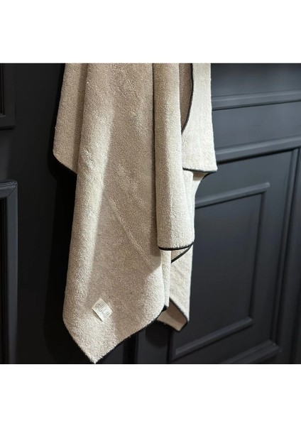 %100 Pamuk 90 x 150 cm Banyo Havlusu | Otel | Soura | Kenar Siyah Özel Işlemeli modelleri