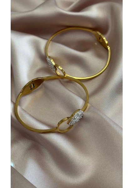 Damla Model Taşlı Kelepçe Bilezik Çelik