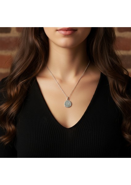 Asi Ruh Nirvana - Gülen Yüz Gümüş Kaplama Düz Zincir Kolye fiyatları