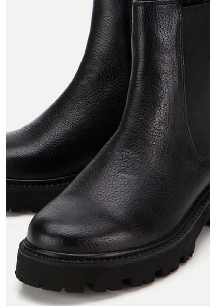 Kadın Deri Siyah Lastik Detaylı Kalın Tabanlı Düz Bot fırsatları