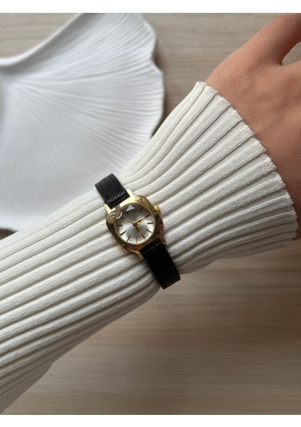 Retro Minimal Deri Kordon Vintage Kadın Kol Saati Siyah modelleri