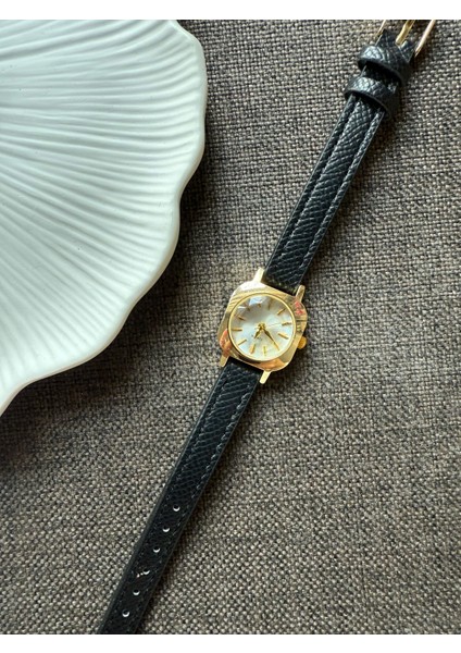 Retro Minimal Deri Kordon Vintage Kadın Kol Saati Siyah indirimleri