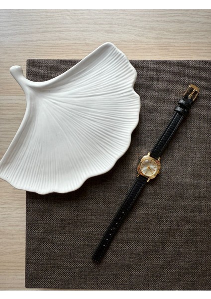 Retro Minimal Deri Kordon Vintage Kadın Kol Saati Siyah