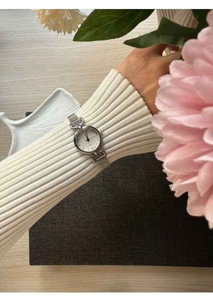 Retro Minimal Hasır Kordon Vintage Kadın Kol Saati Gümüş