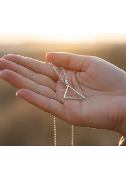 Üçgen Geometrik Gümüş Kaplama Düz Zincir Kolye fırsatları