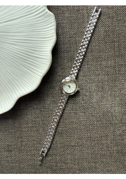Retro Minimal Boncuk Kordon Vintage Kadın Kol Saati Gümüş indirimleri