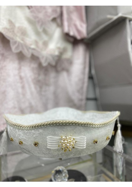 Kadife Taşlı Özel Tasarım Havluluktan Oluşan Şık Bohçalık ve Çeyizlik Ürün modelleri