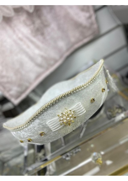 Kadife Taşlı Özel Tasarım Havluluktan Oluşan Şık Bohçalık ve Çeyizlik Ürün fırsatları