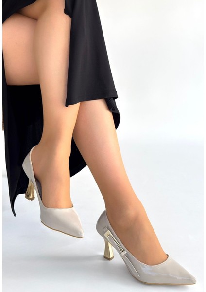 Motya Bej Rugan Topuklu Ayakkabı fiyatları