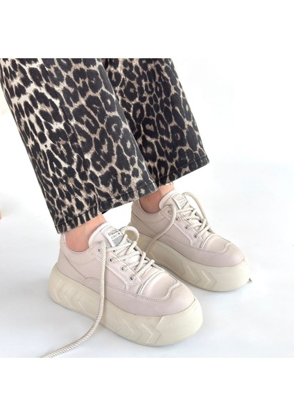 Emwa Bej Cilt Bağcıklı Spor Ayakkabı fırsatları