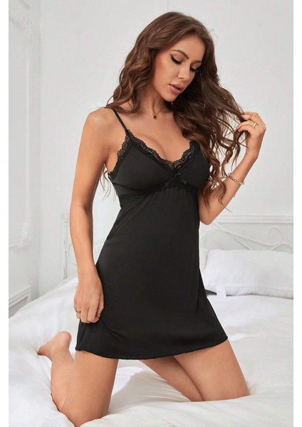 Kadın Siyah Fiyonk ve Dantel Detaylı Şık Gecelik indirimleri