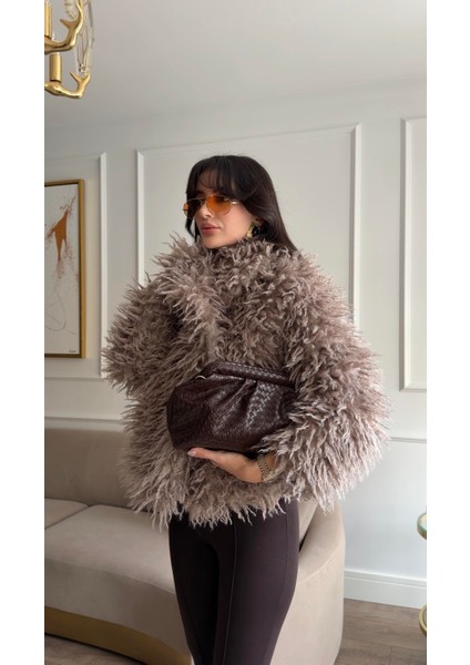 Kıvırcık Tüylü Taş Kürk modelleri