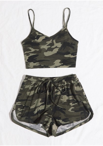 Kadın Kamuflaj Desenli Askılı Crop Top ve Şortlu Gecelik Takım modelleri