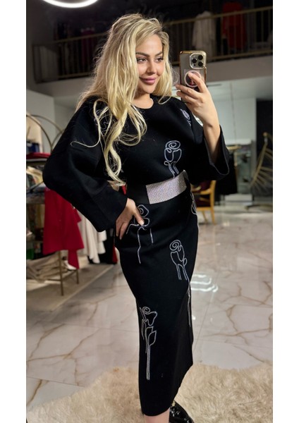 Siyah Taşlı Tesettür Triko Elbise fiyatları