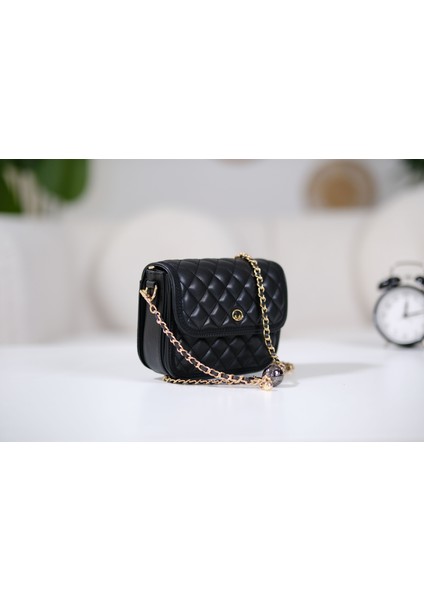 Stylish Bag Kapaklı Kapitoneli Sunideri Kadın Çanta BL1491