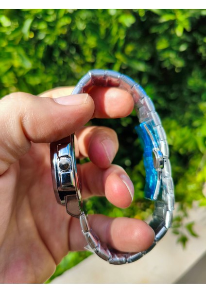 Patek Çelik Kasa Kordon Beyaz Kadran Erkek Kol Saati - Fosforlu, Takvimli, 1 Atm Su Geçirmez, Kelebek Klips modelleri