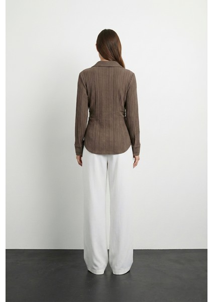 Kadın Düğmeli Bel Detaylı Gömlek Yaka Bluz fiyatları