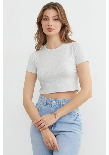 Basic Bisiklet Yaka Crop Tişört modelleri