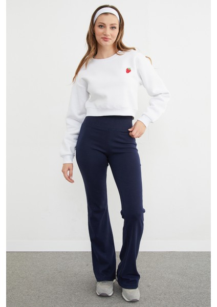 3 Iplik Çilek Nakışlı Crop Sweatshirt modelleri