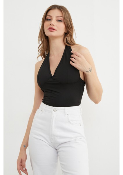 Boyundan Geçmeli Kaplı Bluz