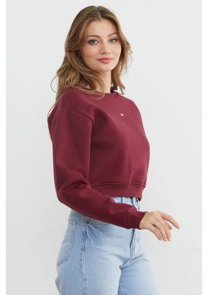 3 Iplik Kalp Aksesuarlı Crop Sweatshirt