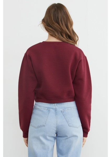 3 Iplik Kalp Aksesuarlı Crop Sweatshirt